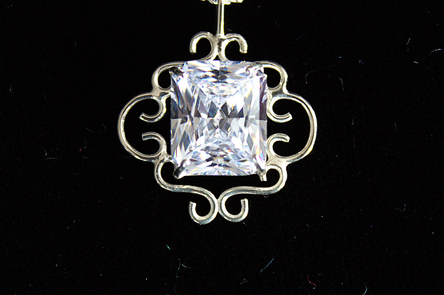 Sterling Silver Openwork Lace Pendant