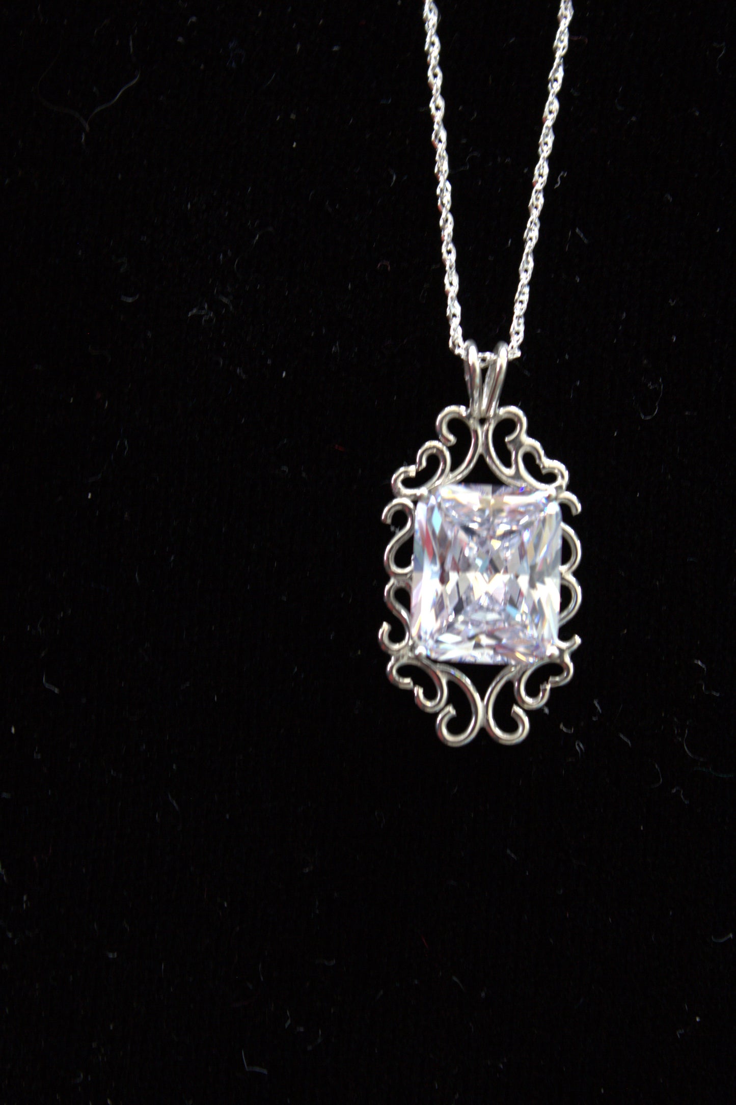 Sterling Silver Vintage Lace Pendant