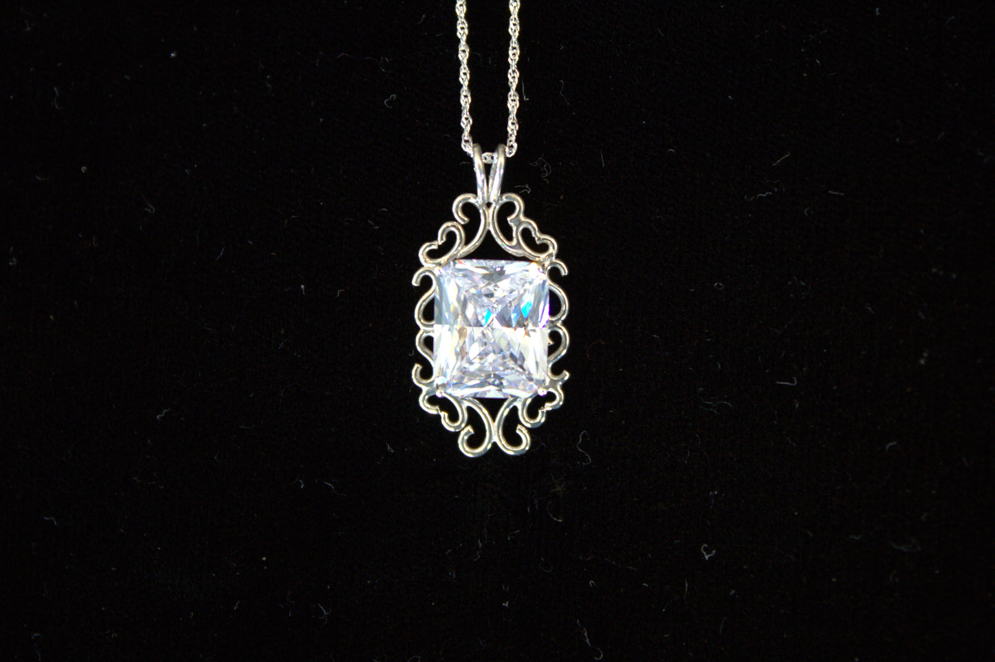 Sterling Silver Vintage Lace Pendant