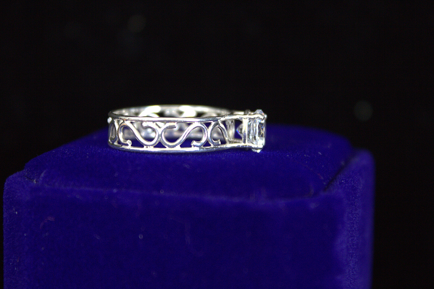Sterling Silver Lace Ring with Simulated Diamond